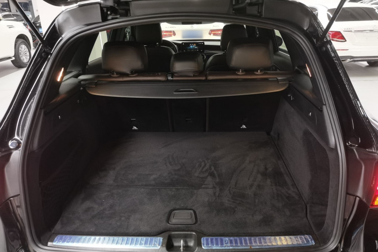 奔驰GLC 2022款 改款 GLC 300 L 4MATIC 动感型机舱底盘23