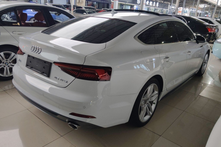 奥迪A5 2019款 Sportback 45 TFSI 时尚型车身外观6005