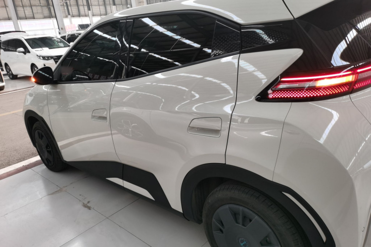 比亚迪 海鸥 2024款 荣耀版 305km 活力版车身外观4