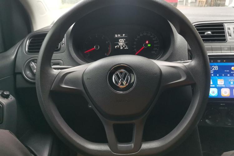 大众 Polo 2016款 1.4L 自动风尚型局部细节13