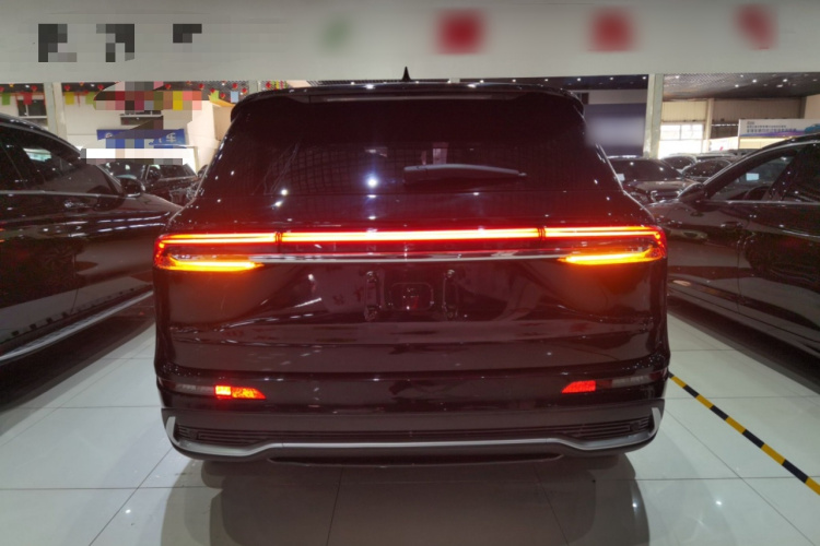 林肯 冒险家 2023款 2.0T 两驱尊享版车身外观6