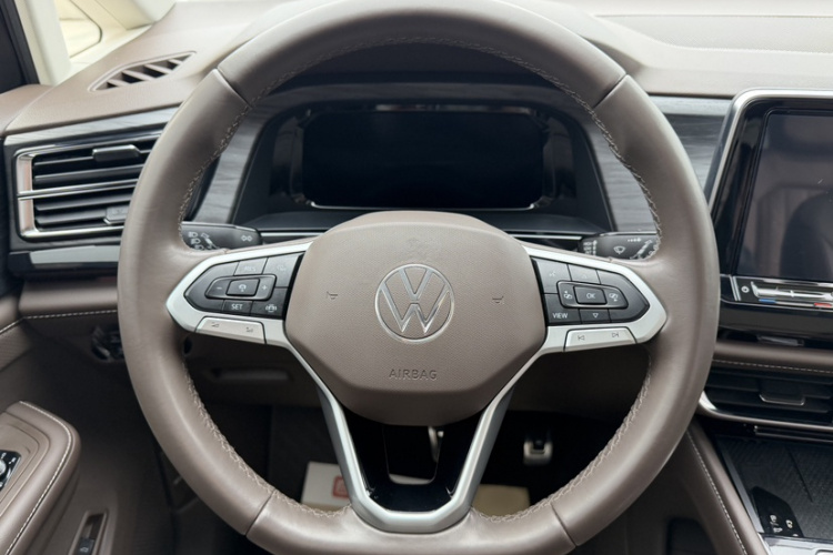 大众 威然 2022款 380TSI 尊驰版局部细节13