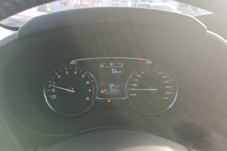 斯巴鲁 森林人 2018款 2.0i 时尚导航版局部细节14