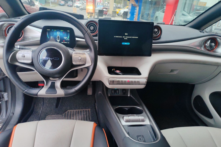 比亚迪 海豚 2021款 405km 自由版中控内饰12