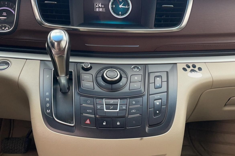 别克GL8 2017款 25S 舒适型 国V局部细节18