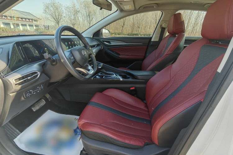 长安 逸动 2021款 PLUS 蓝鲸NE 1.4T GDI DCT旗舰型中控内饰7001