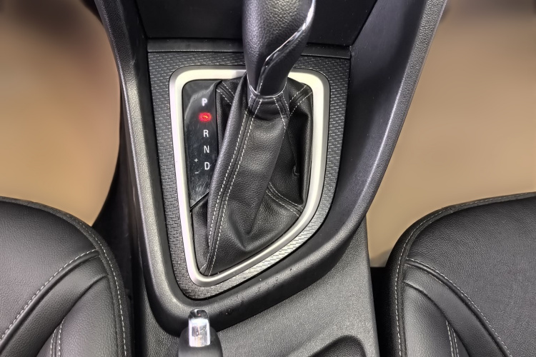 别克 英朗 2019款 18T 自动互联精英型 国V局部细节18