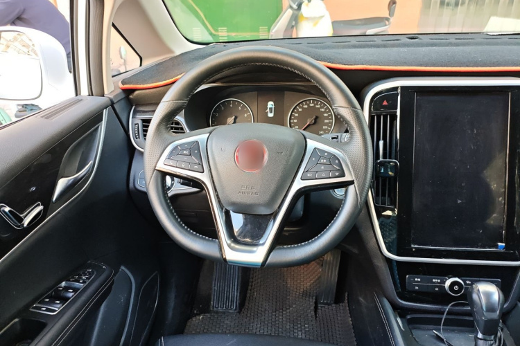 比亚迪 宋MAX 2017款 1.5T 自动智联尊贵型 7座局部细节13