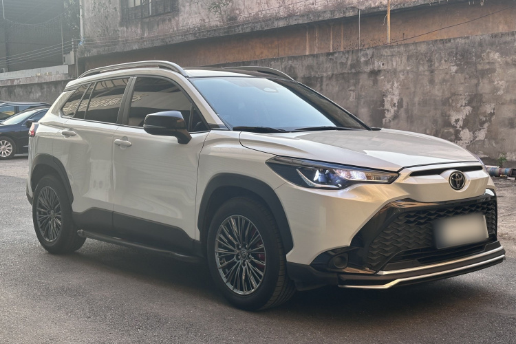 丰田 锋兰达 2023款 2.0L CVT领先版车身外观6003