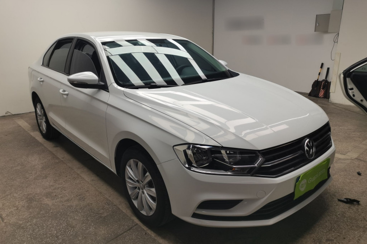 大众 2019款 宝来·传奇 1.5L 自动时尚型 国V车身外观3