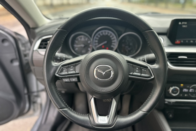 马自达 阿特兹 2018款 2.0L 蓝天豪华版 国VI中控内饰7007