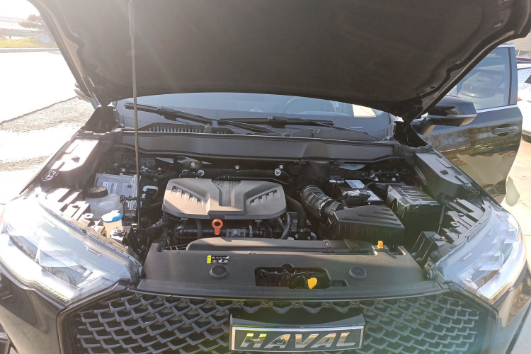 哈弗H6 2021款 第三代 2.0T 自动两驱Max机舱底盘24