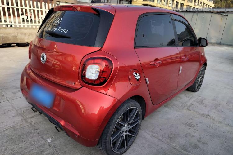 博速 smart forfour 2017款 BRABUS Xclusive车身外观7