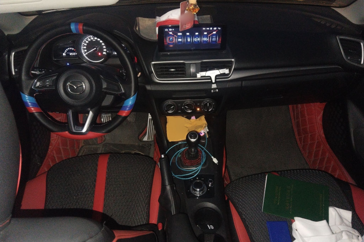 马自达3 昂克赛拉 2017款 三厢 1.5L 手动舒适型 国V中控内饰12