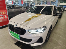 宝马1系 2023款 120i M运动曜熠版