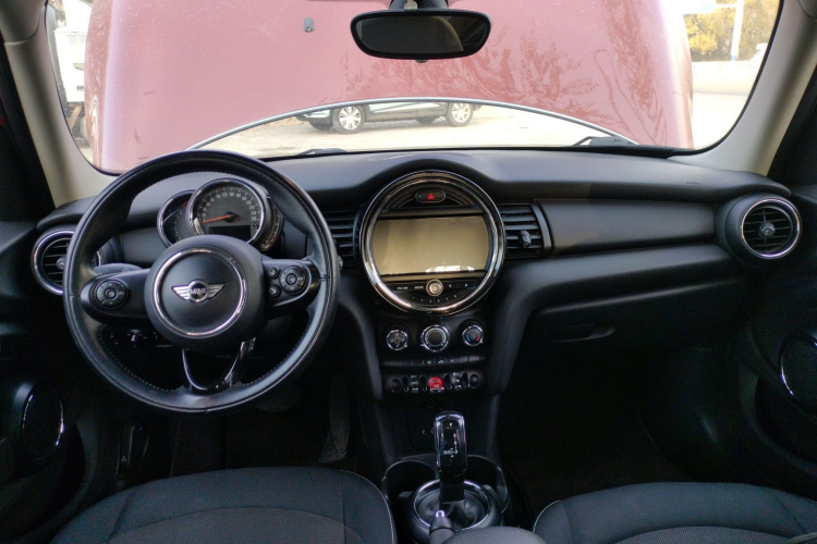 MINI 2018款 1.5T ONE PLUS 五门版中控内饰7002