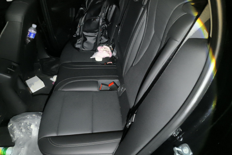 别克 2025款 昂科威Plus 28T 两驱白金版中控内饰21