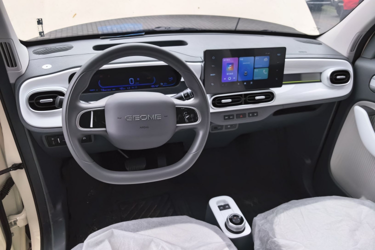 吉利银河 熊猫 2025款 210km 元气熊中控内饰12