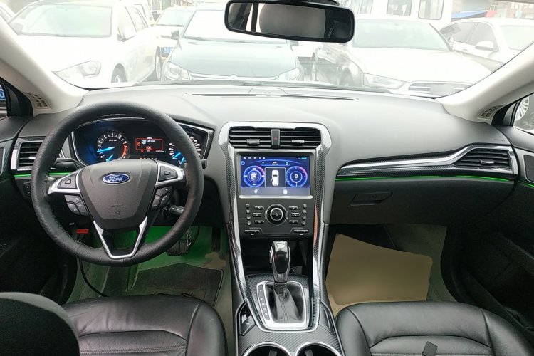 福特 蒙迪欧 2013款 1.5L GTDi180时尚型中控内饰12