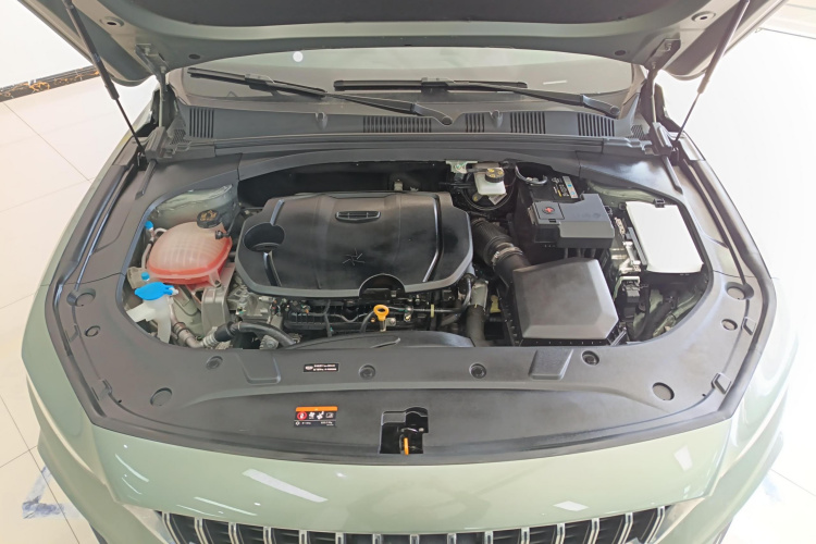 吉利汽车 星瑞 2023款 1.5TD 扶摇版机舱底盘24