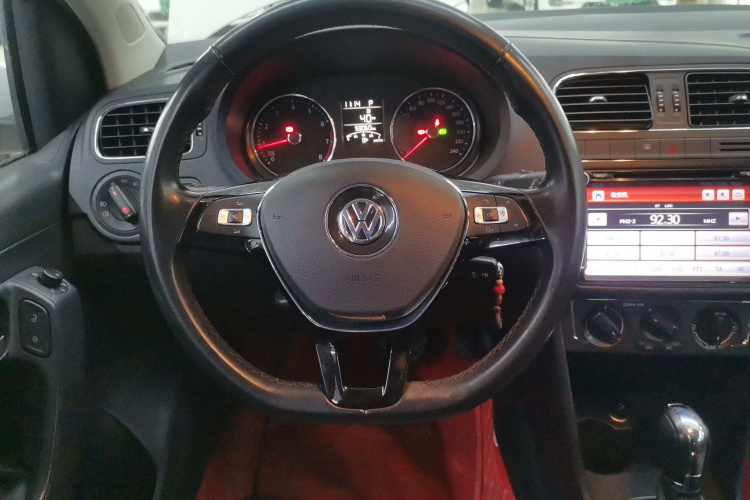 大众 Polo 2016款 1.6L 自动舒适型中控内饰13