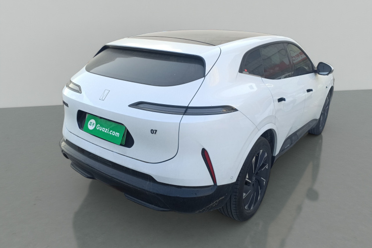 阿维塔07 2024款 Pro+纯电版车身外观7