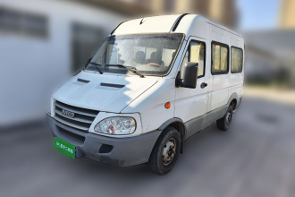 依维柯褒迪 2012款 2.5T-A32 基本型