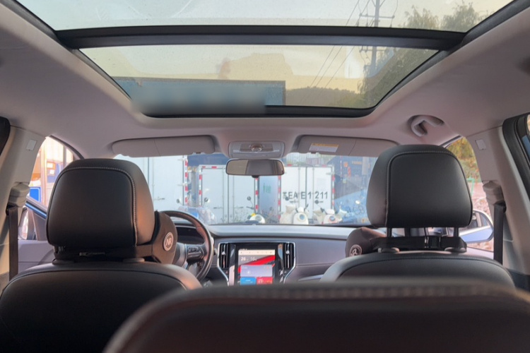 荣威RX5 2016款 20T 两驱自动互联网智享版局部细节22