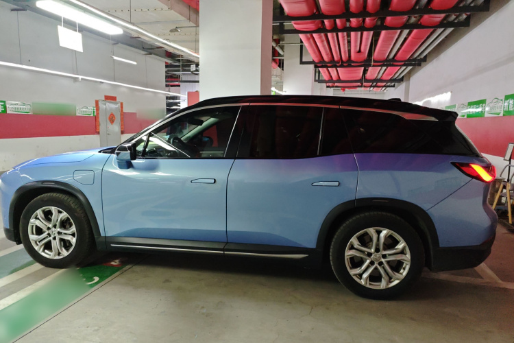 蔚来ES8 2018款 355KM 基准版 七座版车身外观4