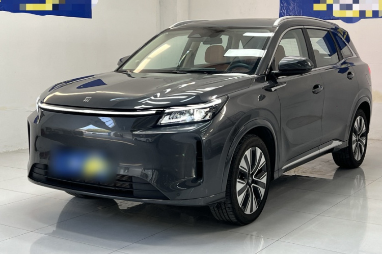 蓝电E5 PLUS 2026款 165km 长续航先享版Ultra 7座车身外观1