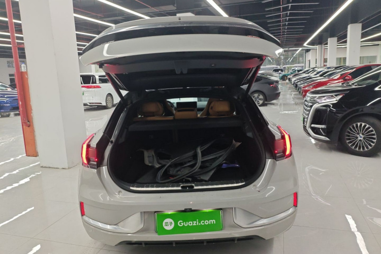 极氪001 2022款 超长续航双电机 YOU版局部细节23