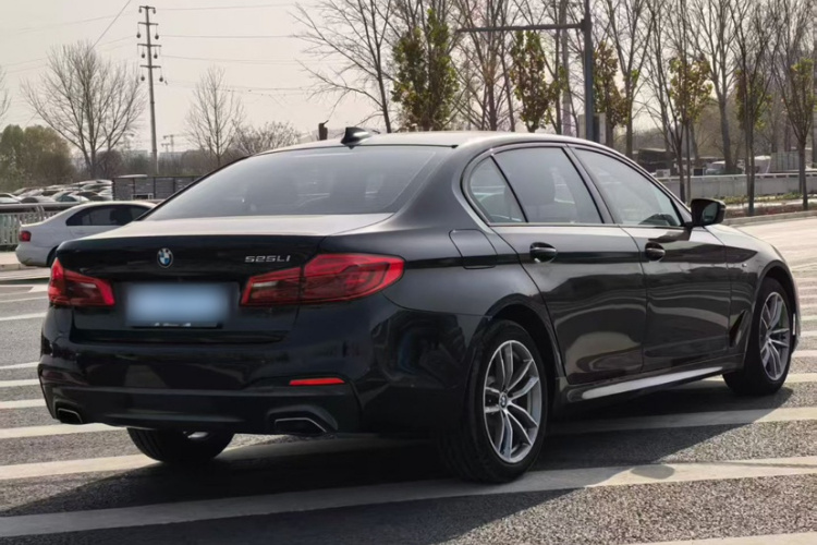 宝马5系 2018款 525Li M运动套装车身外观6001