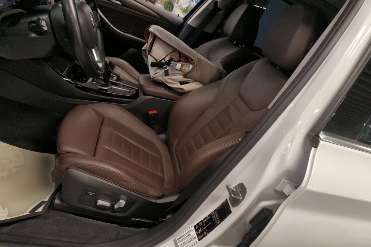 宝马X3 2020款 xDrive28i 豪华套装中控内饰19