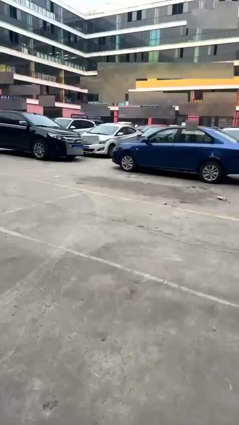 宝马X1 2016款 sDrive18Li 时尚型讲解2