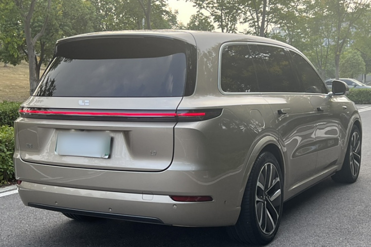 理想汽车 理想L9 2022款 Max车身外观6006