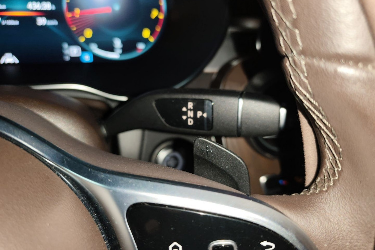 奔驰GLC 2022款 改款 GLC 300 L 4MATIC 动感型臻藏版局部细节18