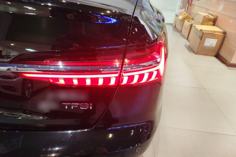 奥迪A6L 2020款 45 TFSI 臻选动感型车身外观9