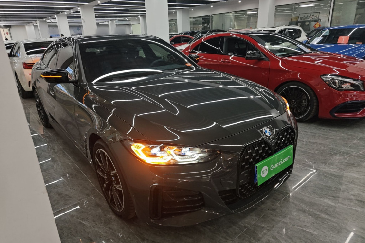 宝马4系 2023款 425i Gran Coupe M运动曜夜套装车身外观3