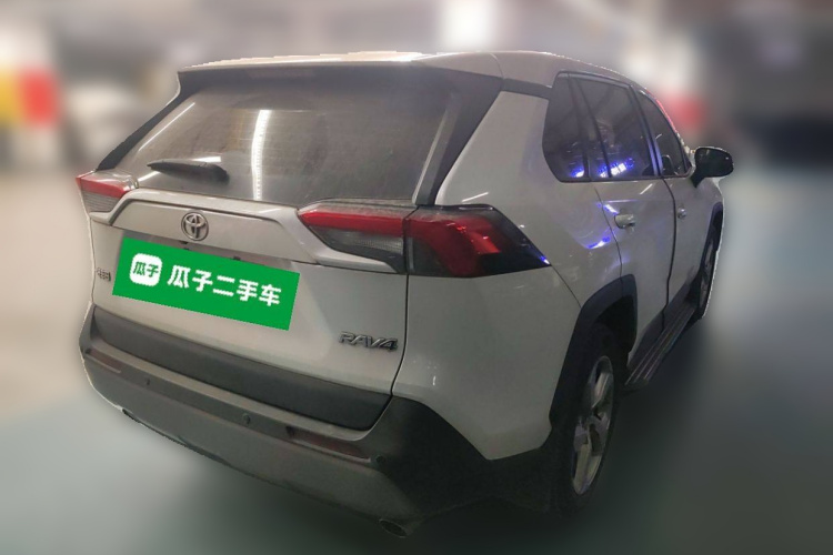 丰田 RAV4荣放 2021款 2.0L CVT两驱风尚版车身外观6005