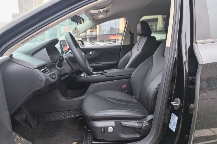 红旗E-QM5 2021款 网约充电 基础版 5座中控内饰19