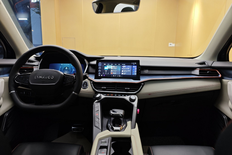 领克06 2020款 1.5T 耀Halo中控内饰7007