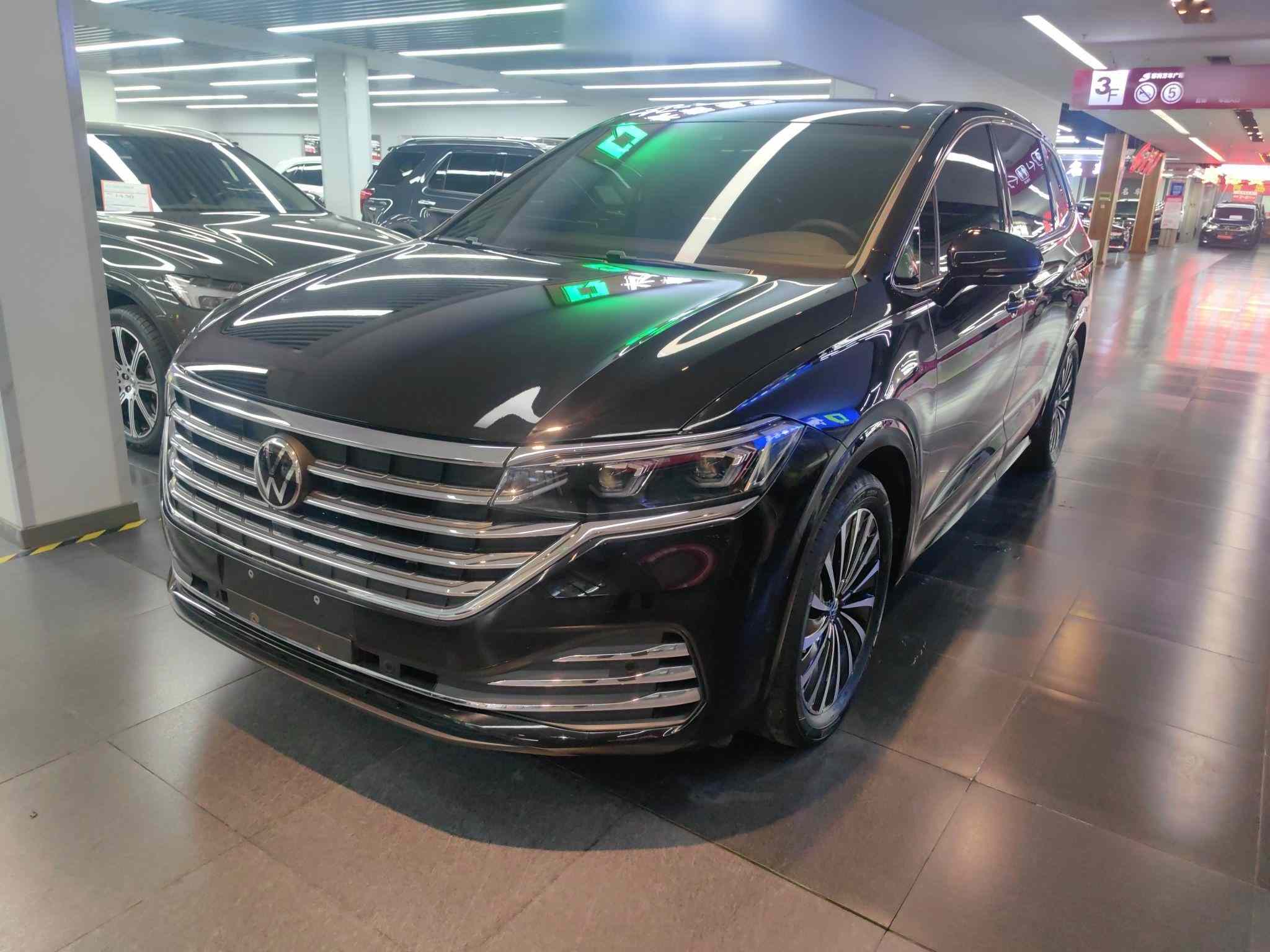 大众 威然 2024款 380TSI 尊贵版(1)