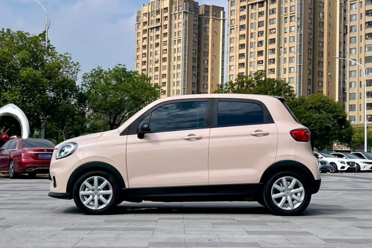 零跑汽车 零跑T03 2022款 星钻版车身外观6006