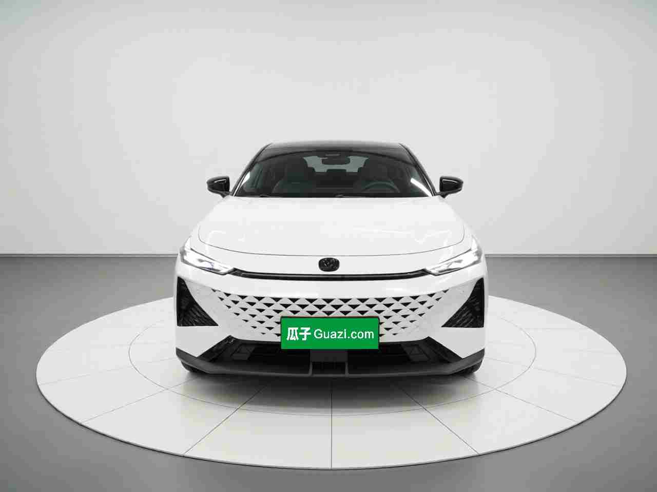 南京二手长安UNI-V 2024年款，新手练手车况全透明实测