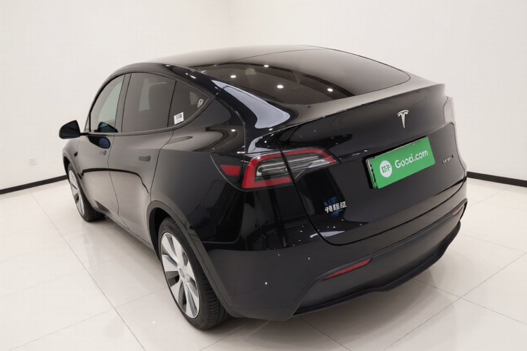 特斯拉 Model Y 2022款 改款 后轮驱动版车身外观5