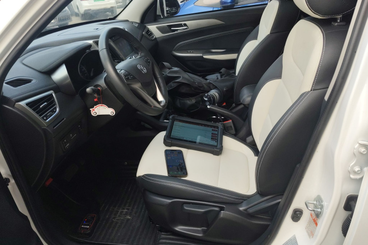 长安CS35 2017款 1.6L 自动豪华型局部细节19