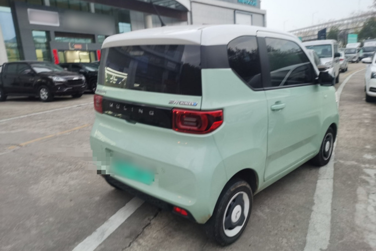 五菱汽车 宏光MINIEV 2022款 马卡龙臻享款 三元锂车身外观7
