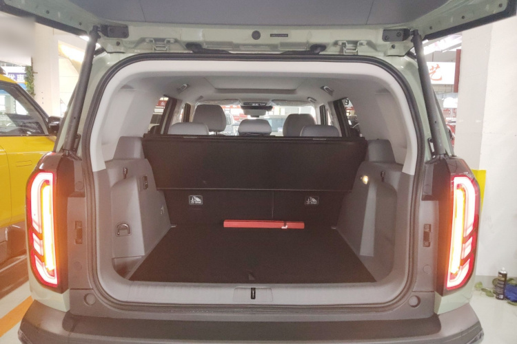 北京越野 北京BJ30 2024款 1.5T 魔核电驱进阶版机舱底盘23