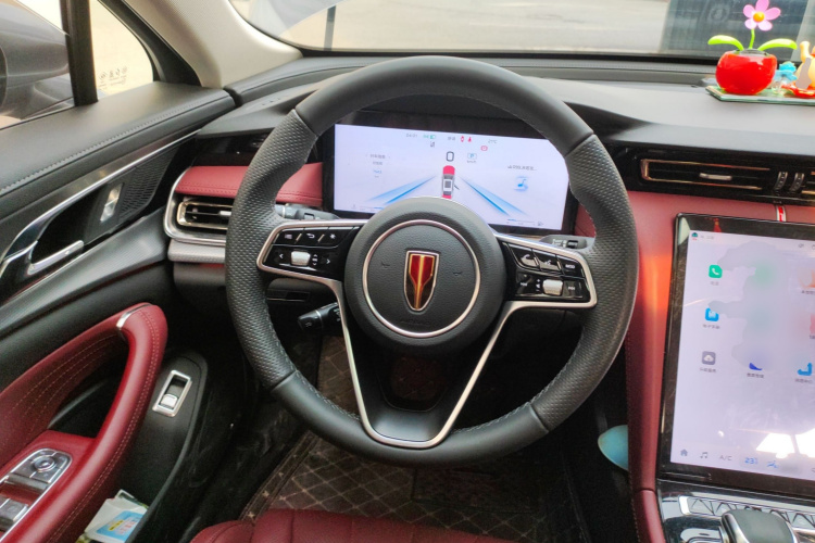 红旗H5 2023款 2.0T 自动智联旗畅版中控内饰13