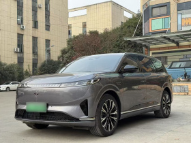 东风奕派 eπ008 2026款 六座纯电家享版